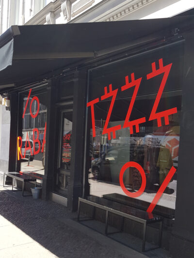 Herrvon Eden_Fensterbeschriftung3 Herrvon Eden Fensterbeschriftung3